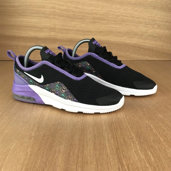 nike air max motion two